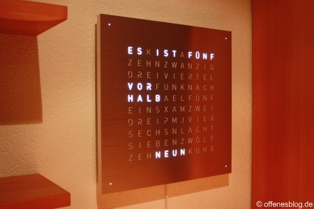 QLOCKTWO QLOCKTWO