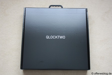 Qlocktwo Verpackung