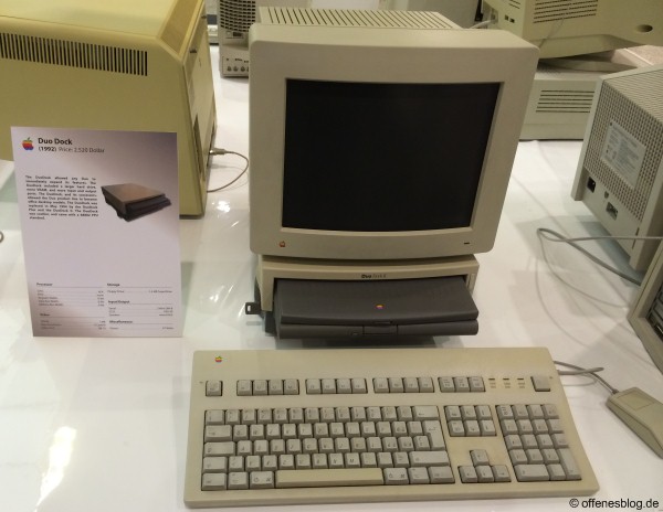 Apple Duo Dock (1992)