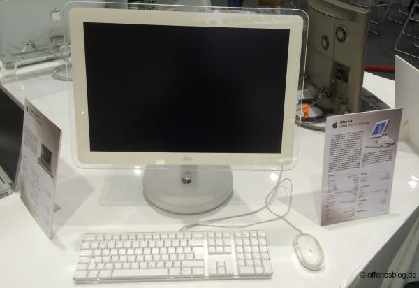 iMac G4 (2002)