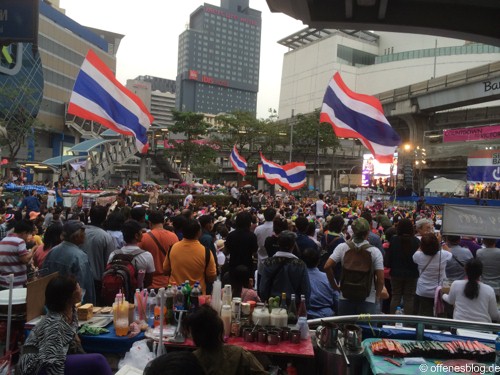 Bangkok - Shutdown 2014 Thailand Fahnen