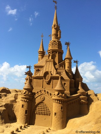 Sandskulpturen Disney Schloss