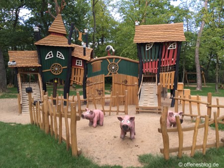 Themenspielplatz Bauernhof Gasperich